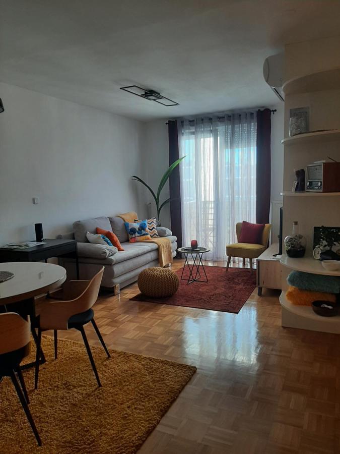 Apartment Relax With Infrared Sunshower Varaždin Exterior foto